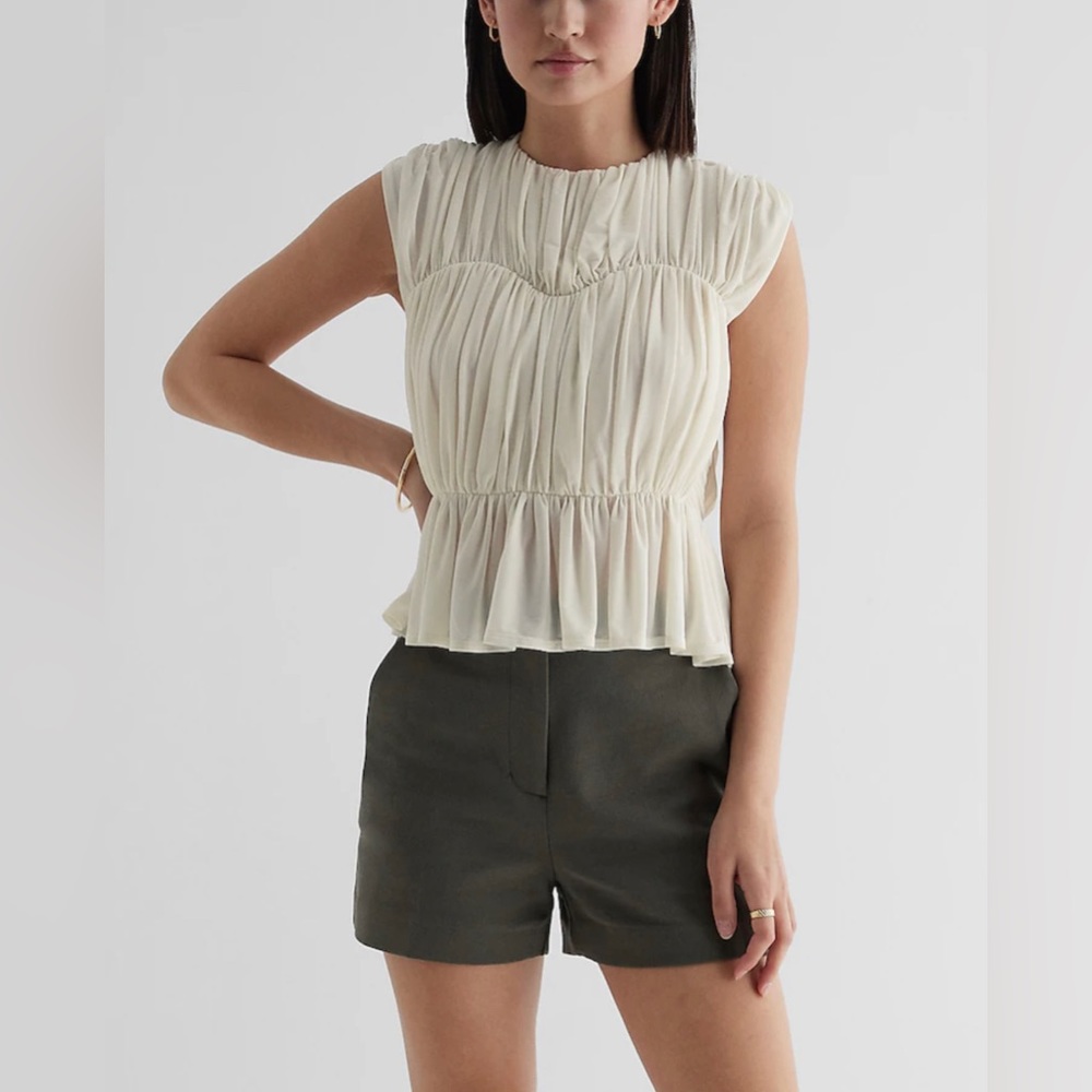 Crew Neck Ruched Peplum Top